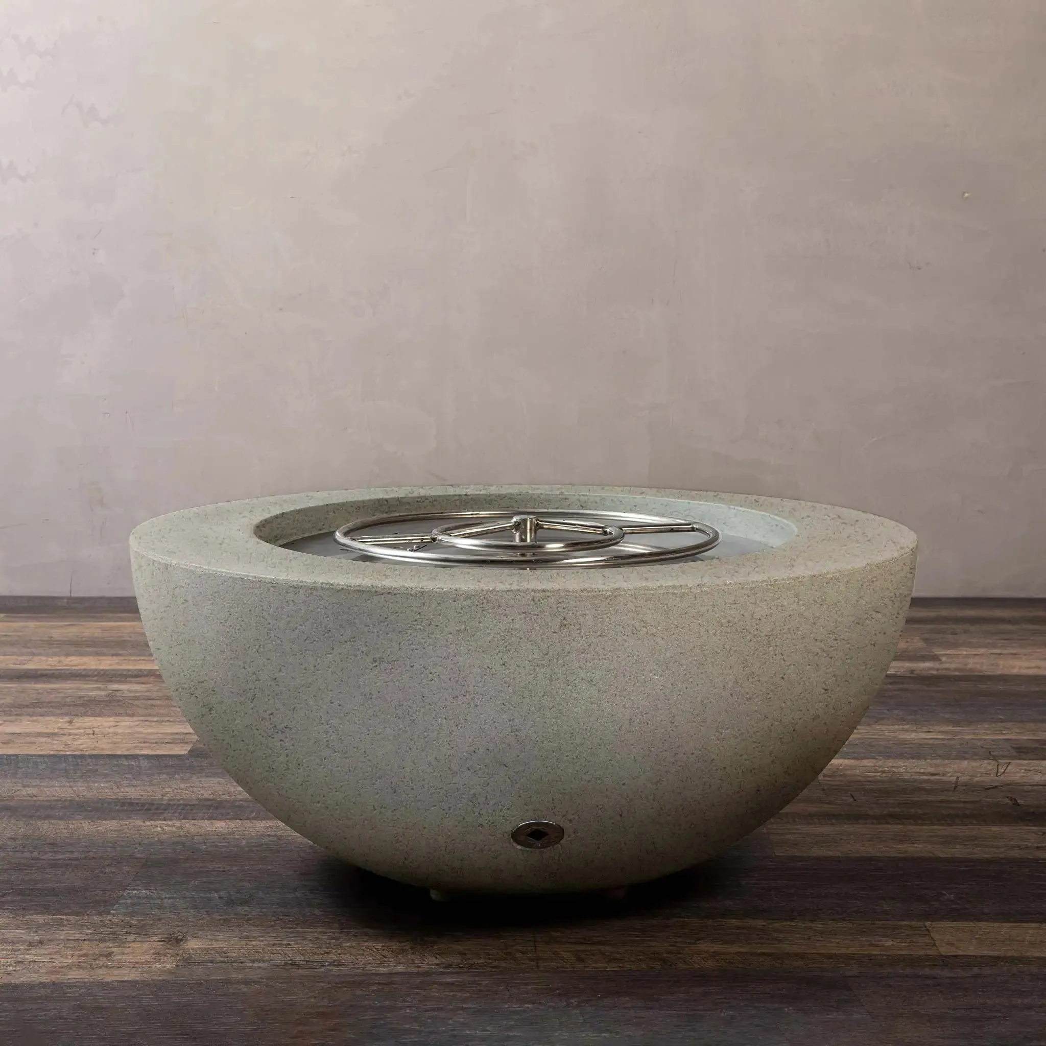 Gravity - Rustic 36" W Beige Round Concrete CSA Electronic Ignition High/Low Natural Gas Fire Pit - SD-FP-TRAV-3616-BEIG-ELECCSAHL-NG by Starfire Designs