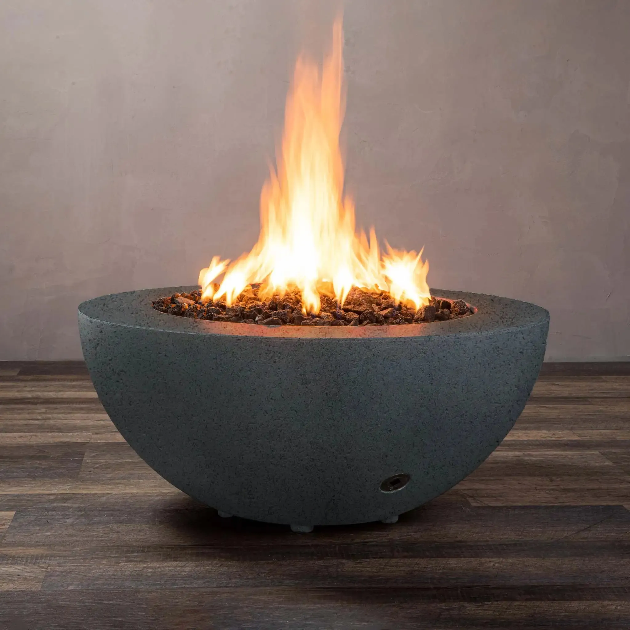 Gravity - Rustic 36" W Graphite Round Concrete CSA Electronic Ignition On/Off Propane Gas Fire Pit - SD-FP-TRAV-3616-GRPH-ELECCSAOO-LP by Starfire Designs