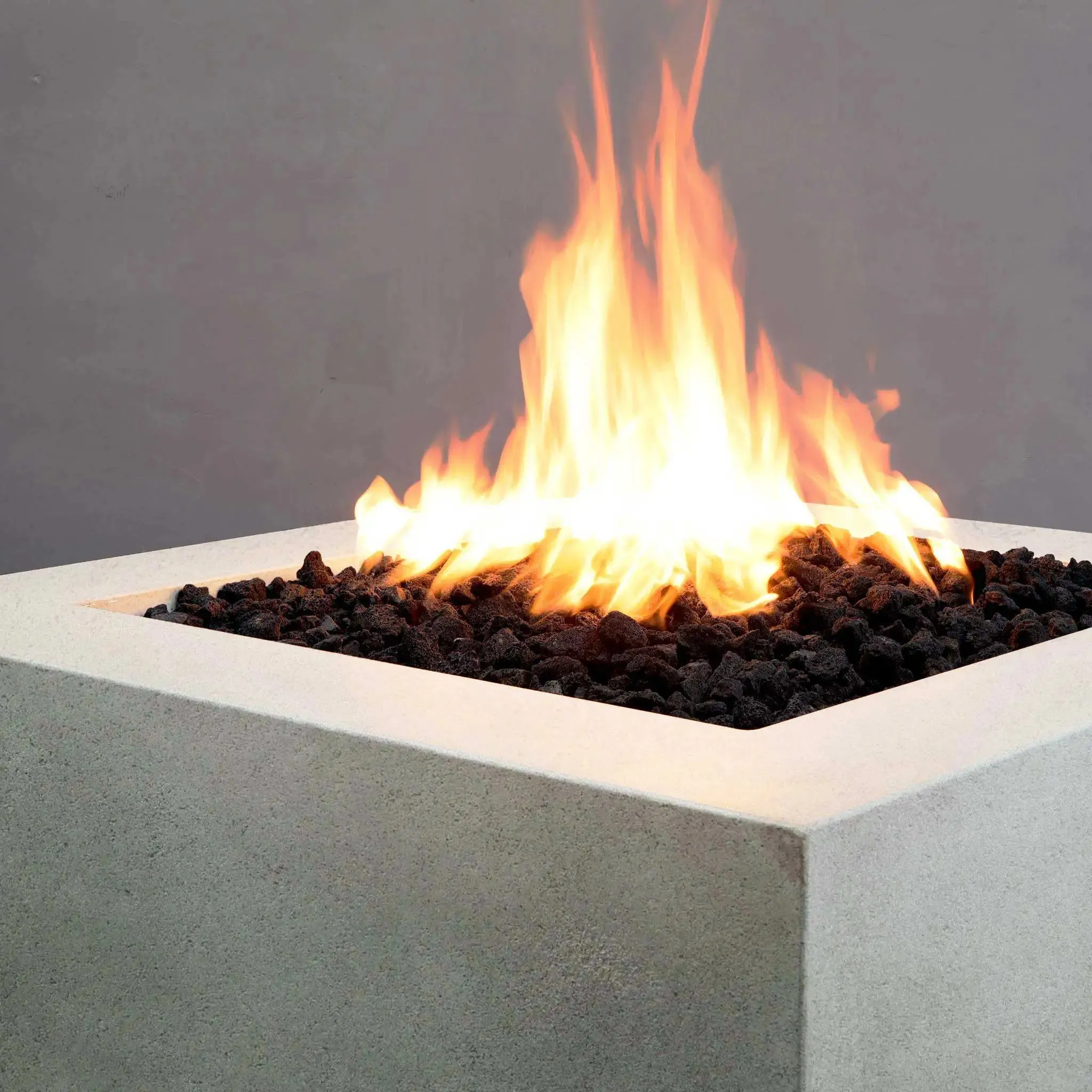 Gravity - Rustic 36" W White Square Concrete PowerGlow Electronic Ignition Natural Gas Fire Pit - SD-FP-TRAV-363616-WHT-POWERGLOW-NG by Starfire Designs