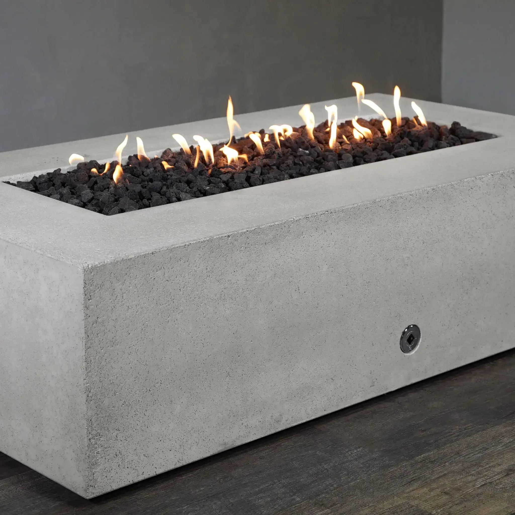 Gravity - Rustic 60" W x 32" L White Rectangle Concrete CSA Electronic Ignition On/Off Natural Gas Fire Pit - SD-FP-TRAV-603216-WHT-ELECCSAOO-NG by Starfire Designs
